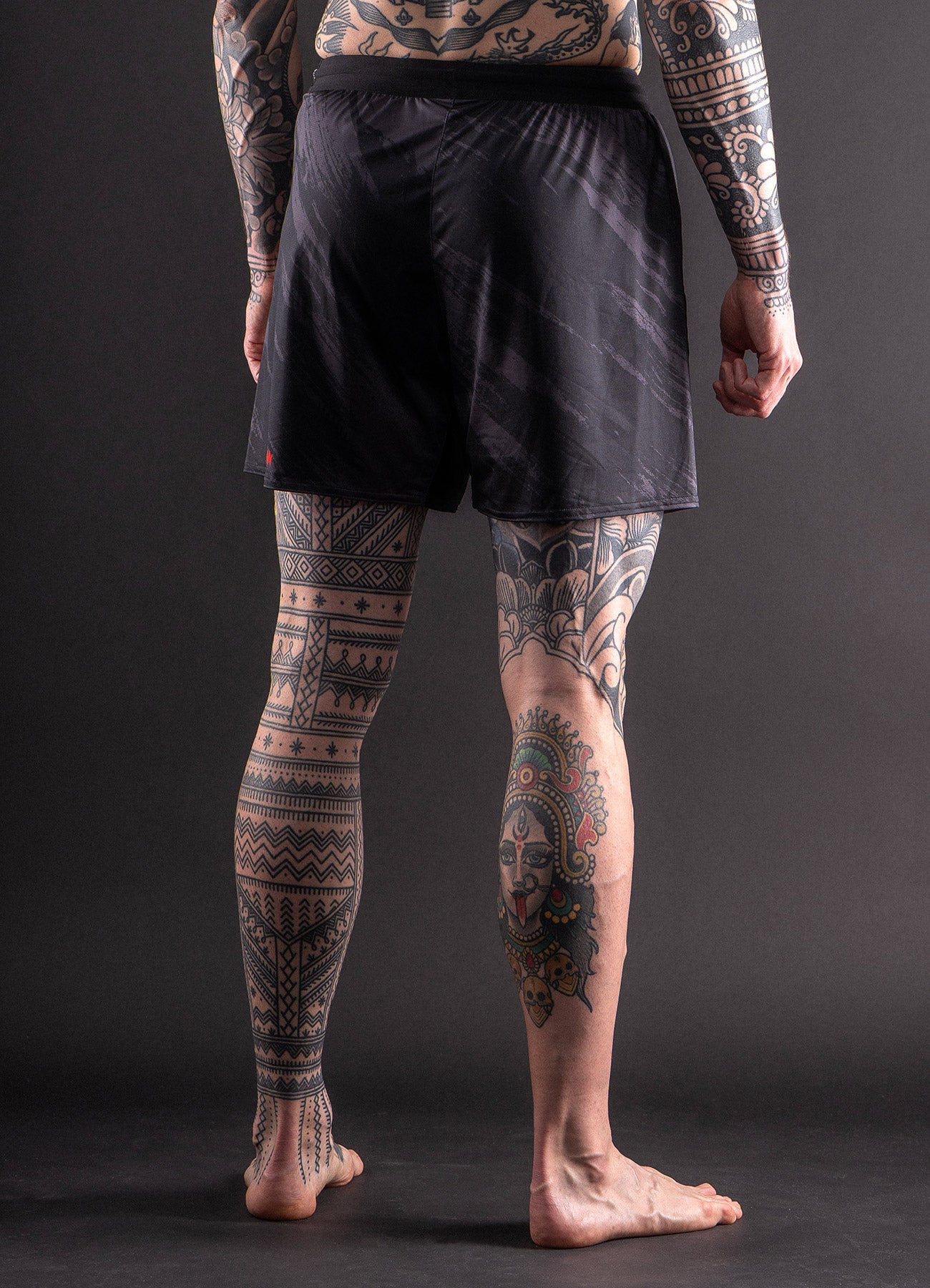 MMA-Shorts Bar Tack AeroMax™ "Warfare" - Schwarz
