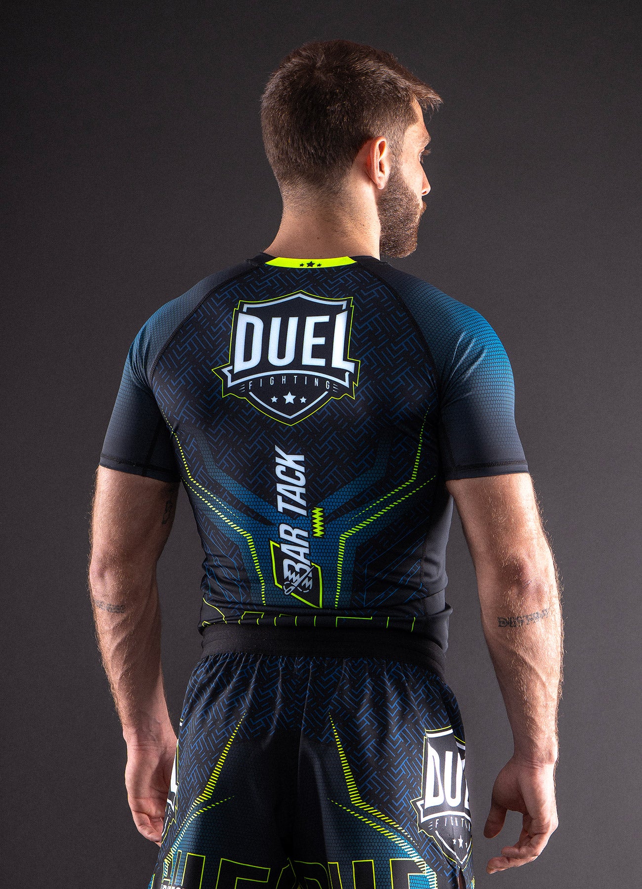Rashguard Bar Tack x Duel Fighting – Blau