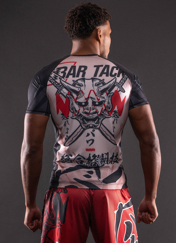 Kurzarm Rashguard Bar Tack "ONI 鬼“ – Sand