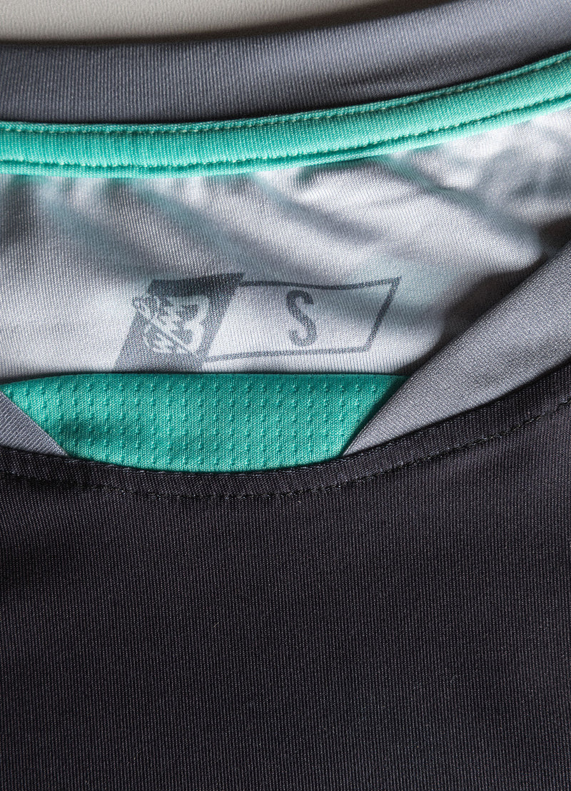T-Shirt DryMax™ "ODIN" - Gris/Cyan
